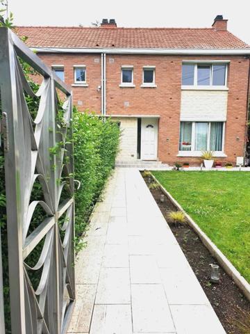 Vente Maison 5 pièces 102 m2 à Faches-Thumesnil