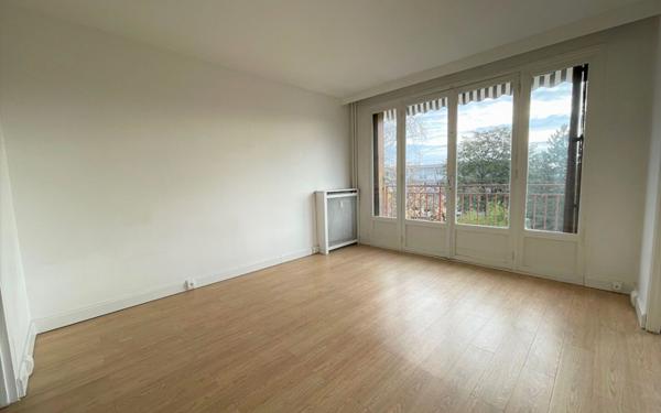 Appartement à vendre    3 pièces • 63,63 m2 Antony