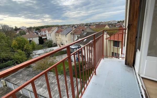 Appartement à vendre    3 pièces • 63,63 m2 Antony