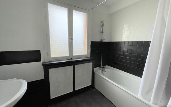 Appartement à vendre    3 pièces • 63,63 m2 Antony