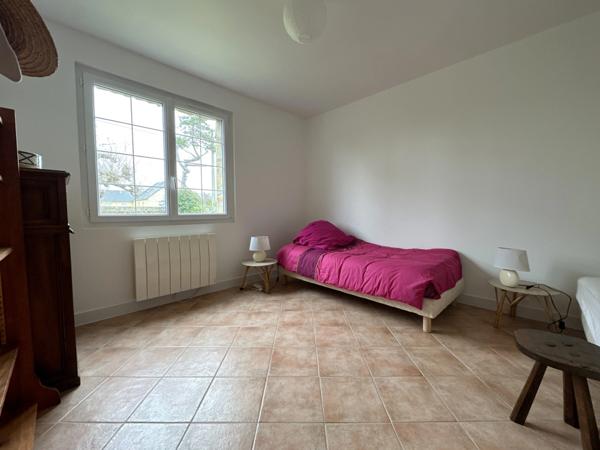 Saint-Germain sur Ay, à 350 mètres de la plage, maison de 140 m² avec vie de plain-pied et quatre chambres !!!