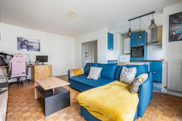 T2 43m² rafraîchi à neuf — 5ème étage avec ascenseur — Paris 19ème