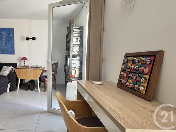 Appartement F3 à vendre  3 pièces - 50,60 m2 ST CYR SUR MER - 83