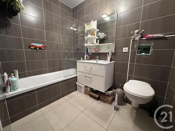 Appartement F3 à vendre  3 pièces - 50,60 m2 ST CYR SUR MER - 83