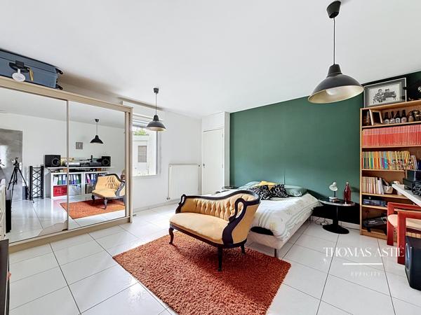 Maison
         6 pièces
        - 175 m² 368 000 € *