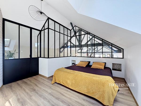 Maison
         6 pièces
        - 175 m² 368 000 € *