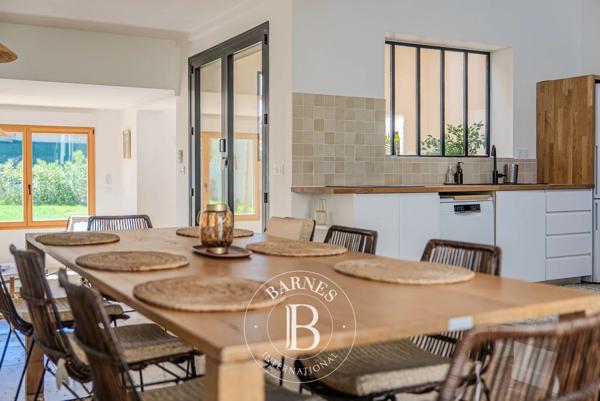 Aix-en-Provence, Maison 6 Chambres -  173 m² à vendre