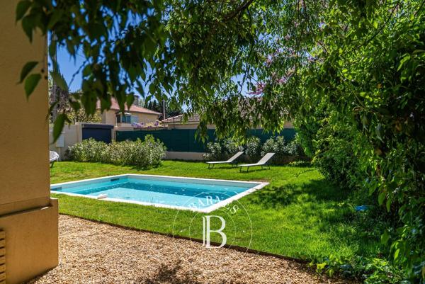 Aix-en-Provence, Maison 6 Chambres -  173 m² à vendre