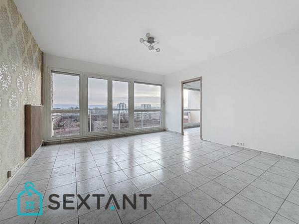 Appartement 81 m2 trois chambres.