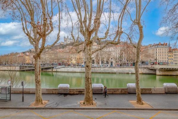 APPARTEMENT T3 A VENDRE - LYON 1ER ARRONDISSEMENT - 105.21 m 2 - 499 000 €