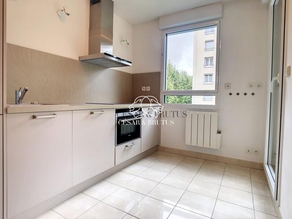 Appartement T2 Récent de 44m2 avec Balcon, cave et garage – Lyon 8