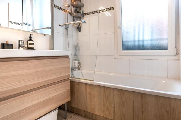 Appartement Paris 2 pièce(s) avec terrasse 58 m2