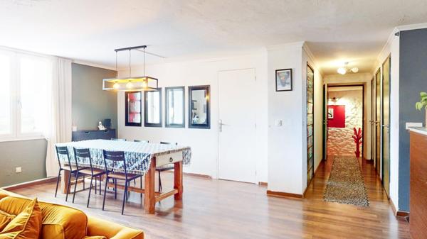 maison de village - grands volumes