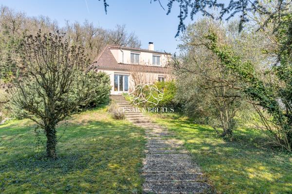 Saint-Priest – Grande maison de famille N°9707