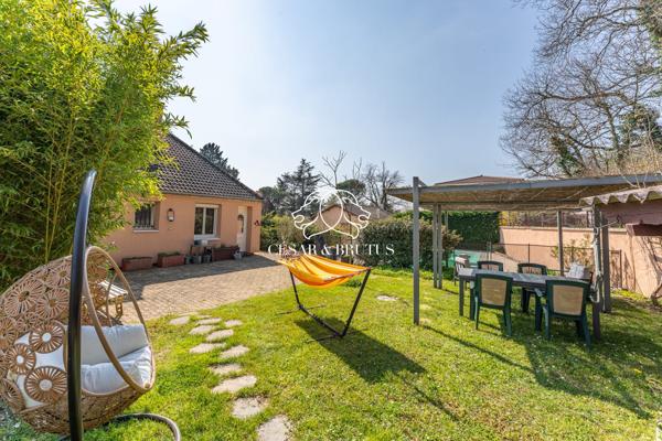 Saint-Priest – Grande maison de famille N°9707