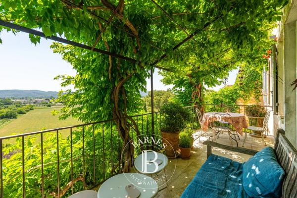 Cadenet, Maison de village 3 Chambres -  181 m² à vendre