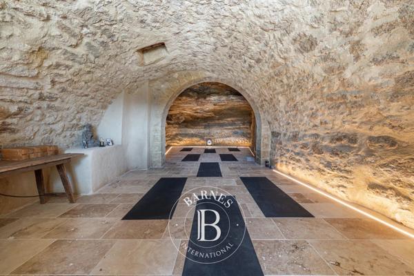 Cadenet, Maison de village 3 Chambres -  181 m² à vendre