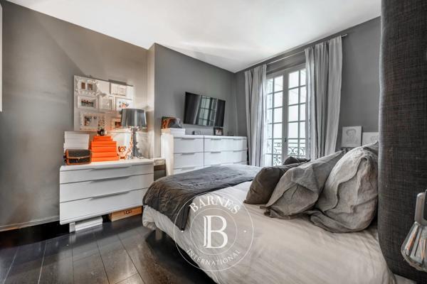 Paris 8ème, Appartement 2 Chambres -  77 m² à vendre