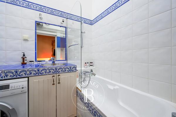 Paris 8ème, Appartement 2 Chambres -  77 m² à vendre