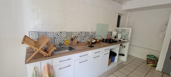 A vendre sur Biganos? Maison 6 pièces avec dépendance et grand garage.