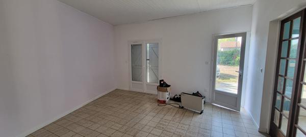 A vendre sur Biganos? Maison 6 pièces avec dépendance et grand garage.