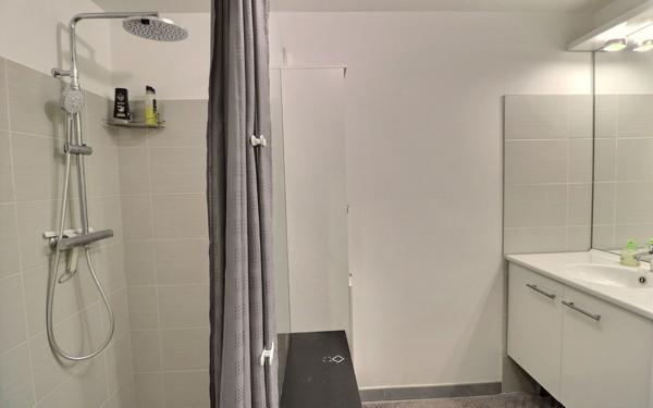 Appartement à louer    2 pièces • 42,06 m2 Chens-sur-Léman