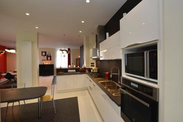 Maison d'exception hyper centre 6 chambres-jardin-garage