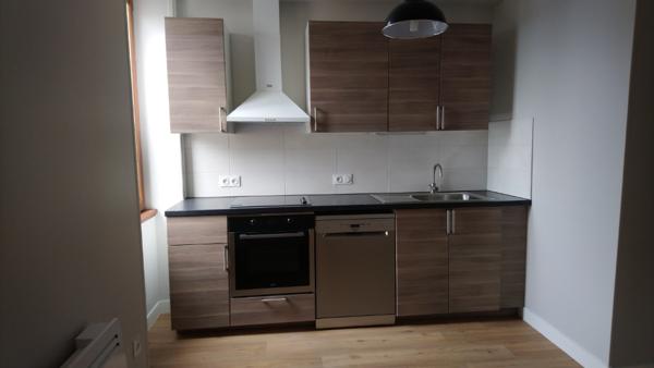 APPARTEMENT OYONNAX - 3 pièces - 68.53 m²