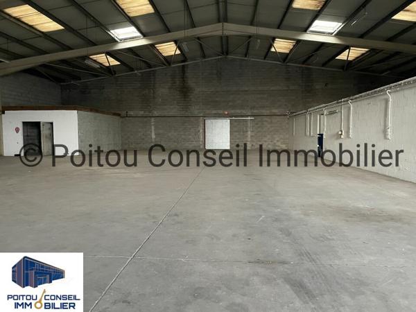 LOCAL D’ACTIVITE 800M2 ZONE D’ACTIVITE NIORT