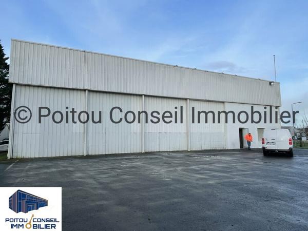 LOCAL D’ACTIVITE 800M2 ZONE D’ACTIVITE NIORT