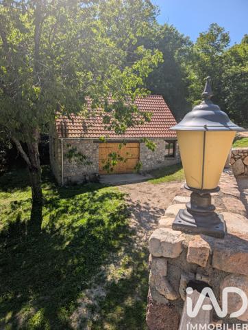 Maison à vendre 8 pièces 195 m² Saint-Laurent-de-Cerdans