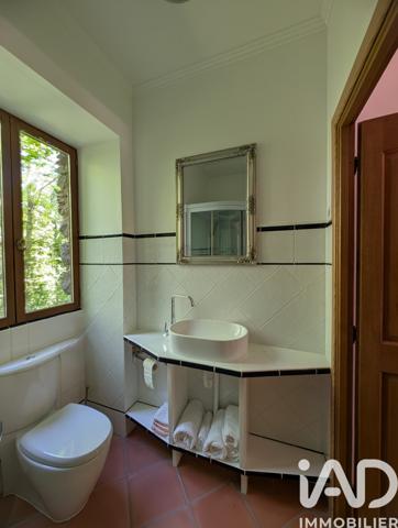 Maison à vendre 8 pièces 195 m² Saint-Laurent-de-Cerdans