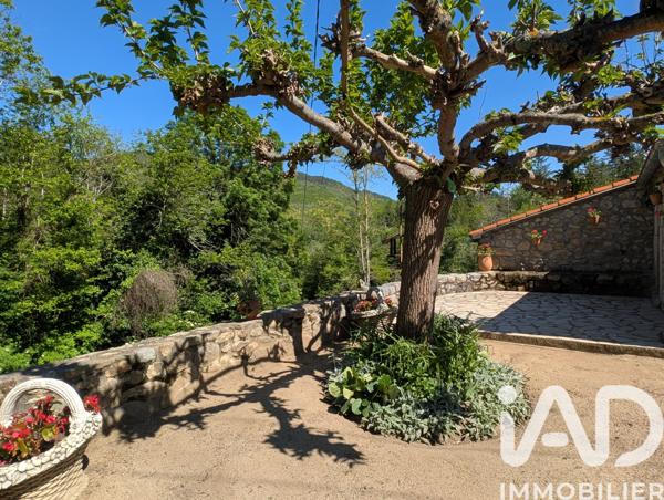 Maison à vendre 8 pièces 195 m² Saint-Laurent-de-Cerdans