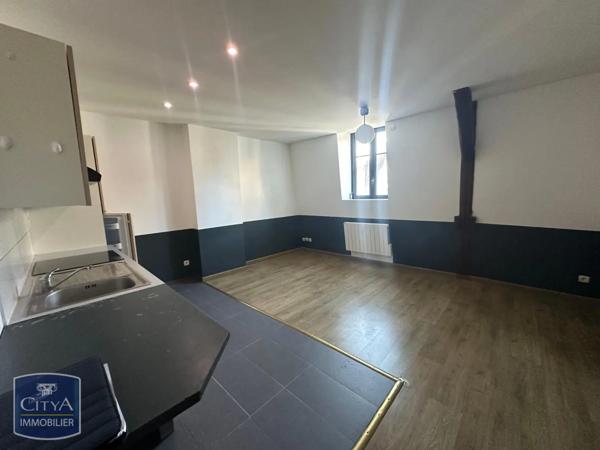 Appartement à louer 2 pièces 41.34m² Cambrai (59400)