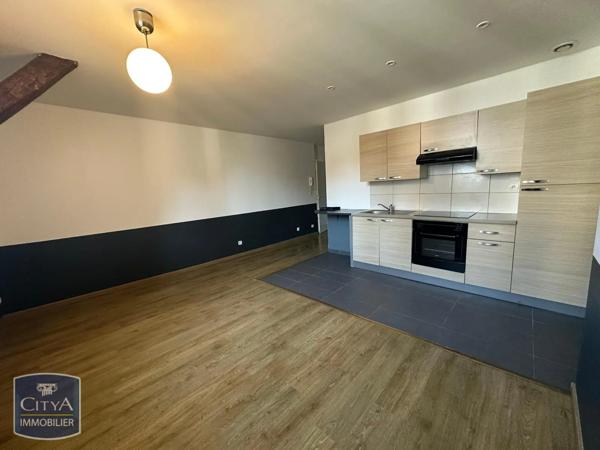 Appartement à louer 2 pièces 41.34m² Cambrai (59400)