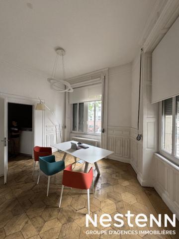 Immeuble de bureaux rénové de 431m2 Emplacement Premium au centre de Strasbourg