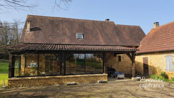 Maison traditionnelle sur les hauteurs de Sarlat