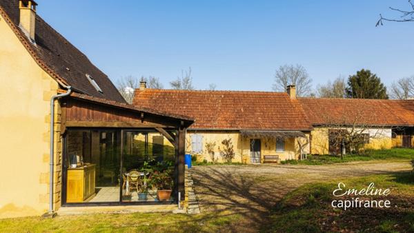 Maison traditionnelle sur les hauteurs de Sarlat