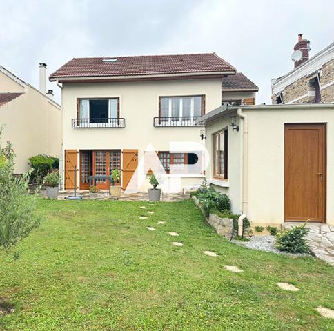 Maison Saint Gratien 4 pièces 85 m2 €465 000 ** - Référence 1383