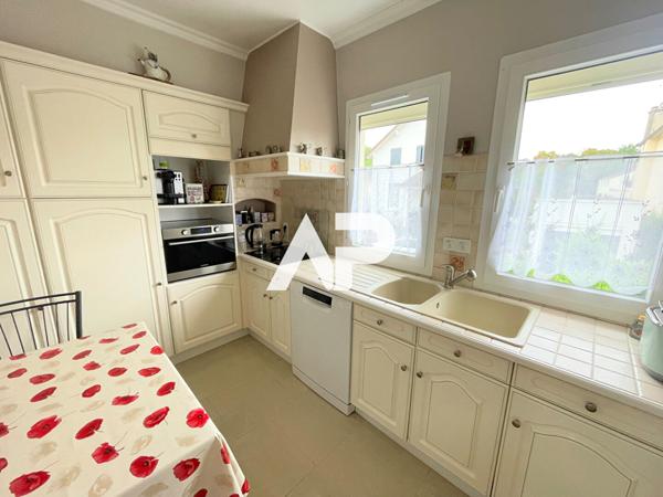 Maison Saint Gratien 4 pièces 85 m2 €465 000 ** - Référence 1383