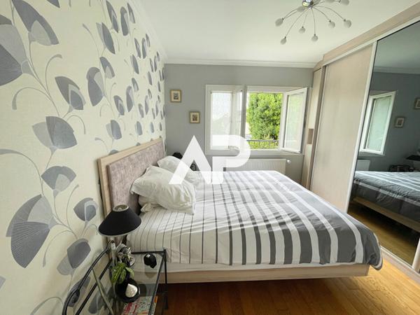 Maison Saint Gratien 4 pièces 85 m2 €465 000 ** - Référence 1383