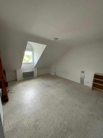 Appartement à louer    1 pièce •  Crécy-la-Chapelle