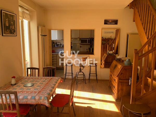 Loft / Duplex - 4 pièces - Rue des Saules - 735 000