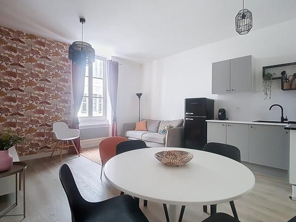 A louer PAU CENTRE - Appartement T2  meublé de 33,88 m²