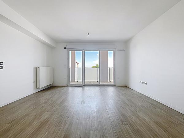 APPARTEMENT T2 SECTEUR NANTES SUD STATIONNEMENT BUSWAY
