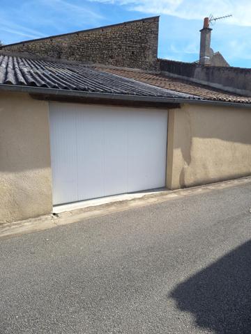 Magnifique maison proche Airvault ville historique avec ses commerces école collège musée