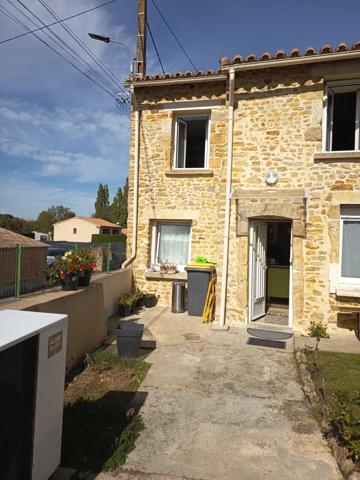 Magnifique maison proche Airvault ville historique avec ses commerces école collège musée