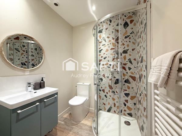 Maison de ville rénovée vendue entièrement meublée