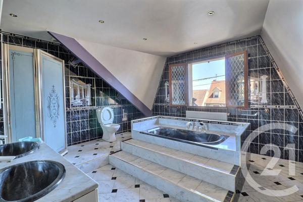 Maison à vendre  8 pièces - 189,39 m2 TREMBLAY EN FRANCE - 93
