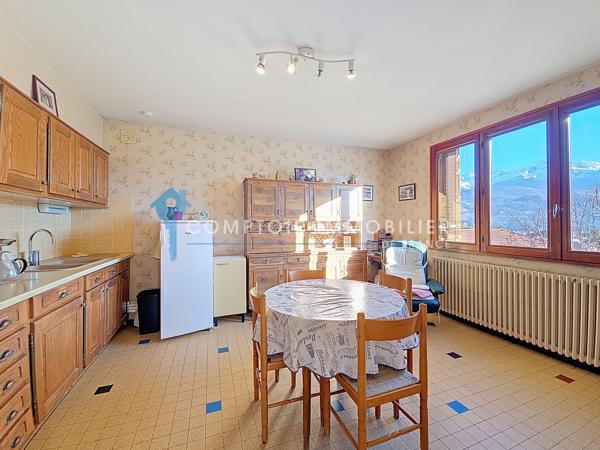 Maison
                                                                                                                                                                                                                                                                                                                        4 pièce(s)                                                                                                                                                                                                          2 chambre(s)                                                                                                                                                                                                          95  m²